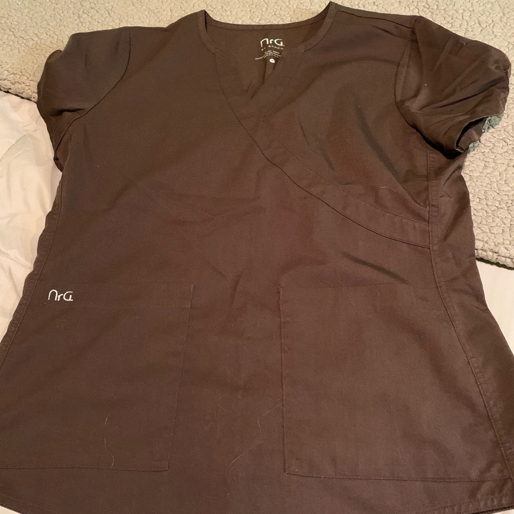 Scrub top